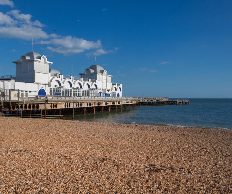 Tranquil Boho Bliss Portsmouth Exterior foto